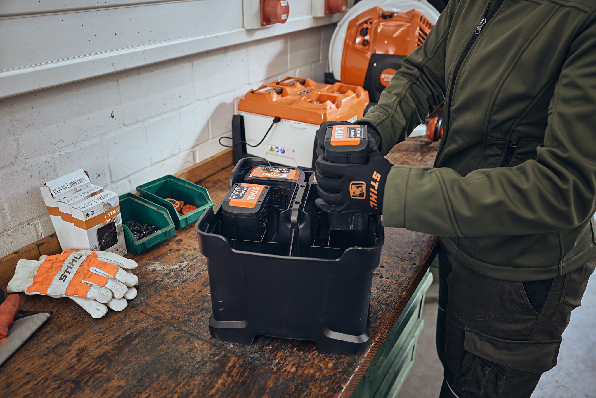 Battery Carrier