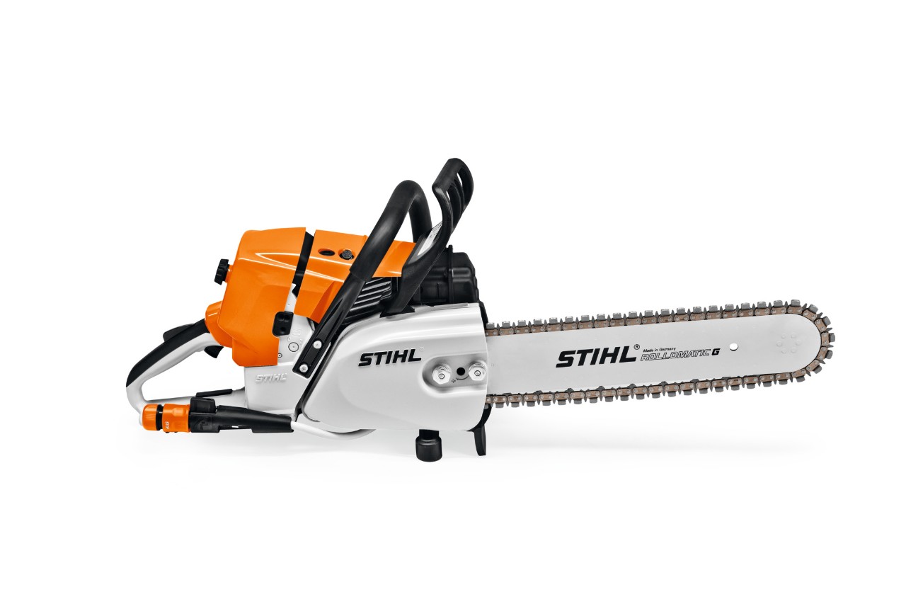 Tronçonneuse à pierre et à béton STIHL GS 461 sur fond blanc